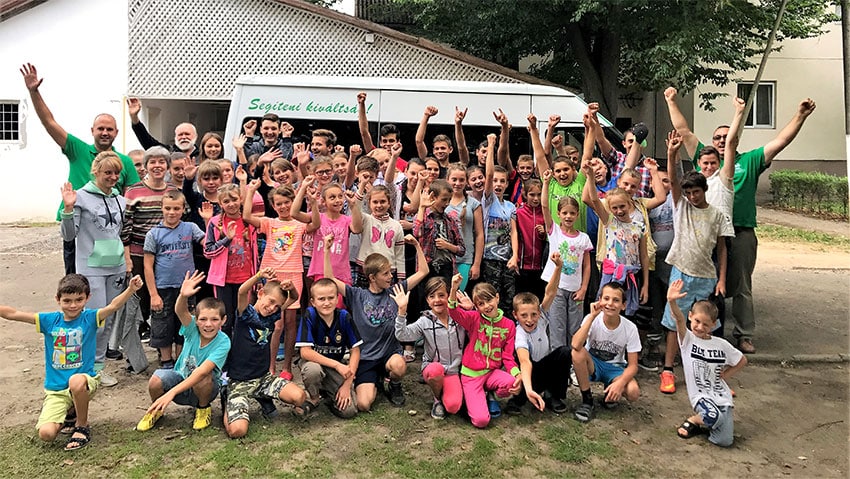 250 pruiken Stichting Kinderen in Nood