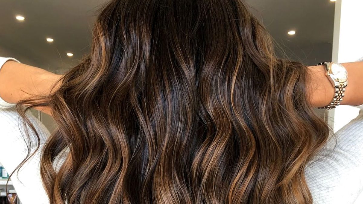 Haar doneren gekleurd haar