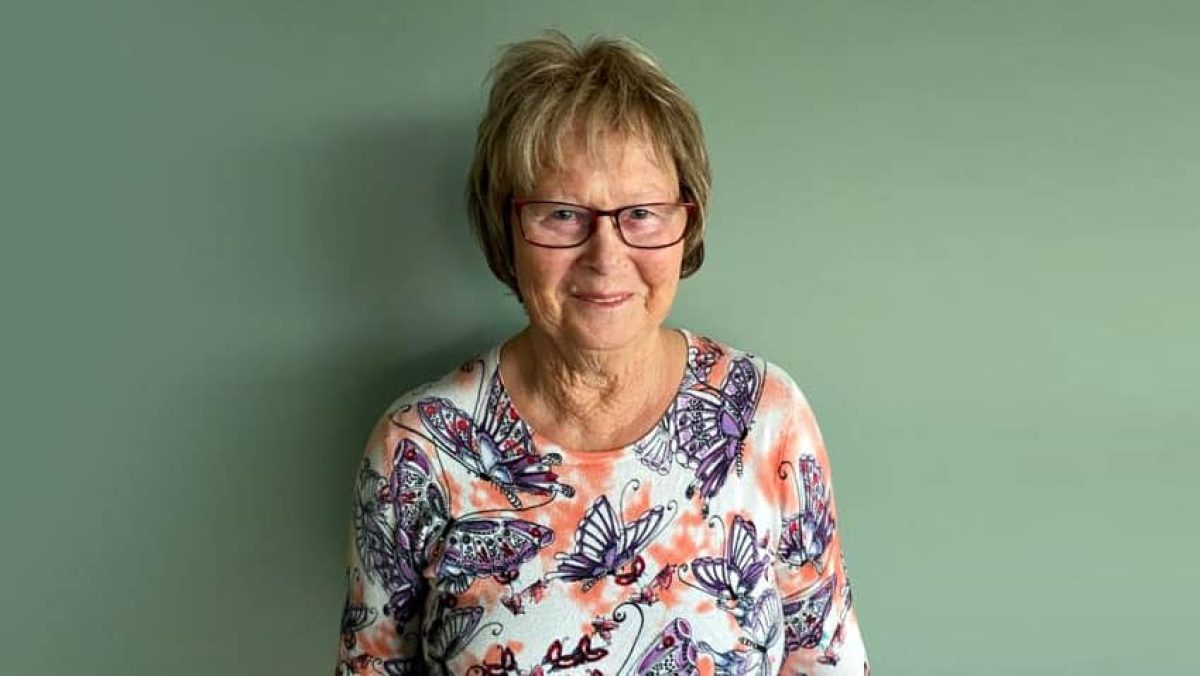 Deze prachtige vrouw is geholpen door de Nederlandse Haarstichting. De reactie van haar dochter:

"Ben zaterdag bij mijn moeder geweest met de pruik! Nog nooit iemand zo blij gezien met een pruik...wat was ze verrast en dankbaar."